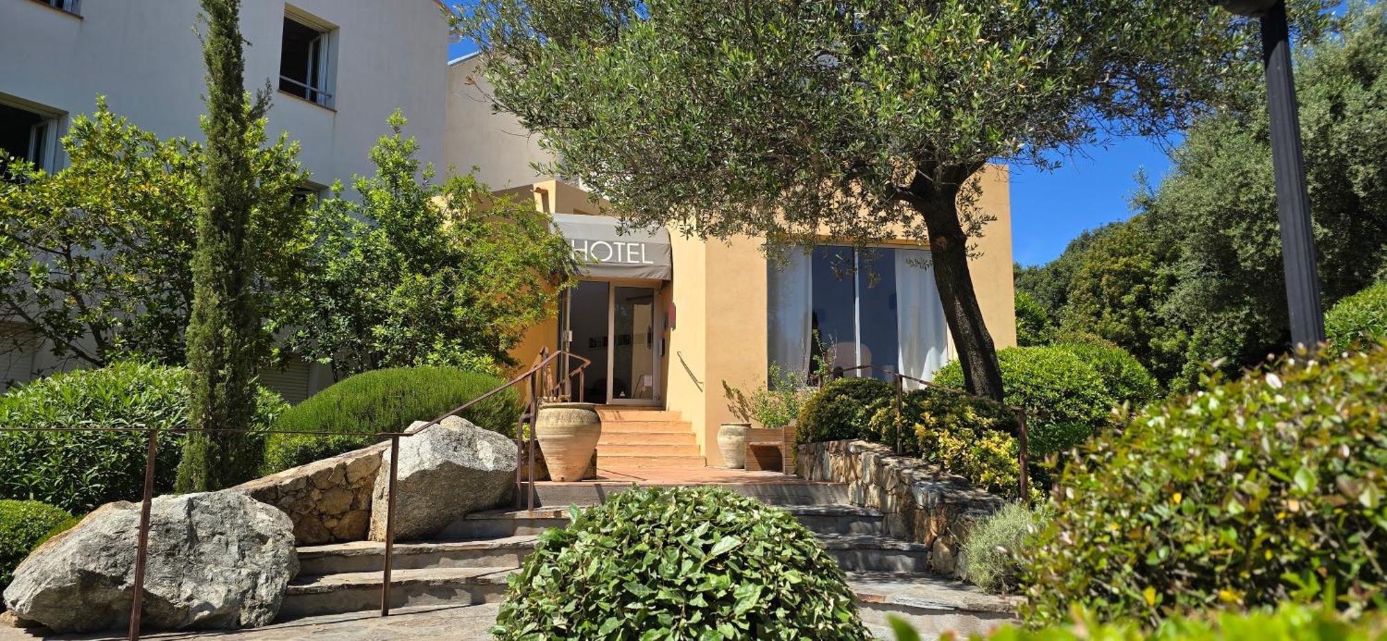 Hotel Cala Di L'Oru LʼÎle-Rousse Kültér fotó